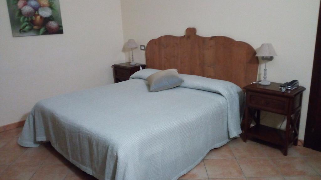 Residence Hotel La Commenda Montefiascone Extérieur photo